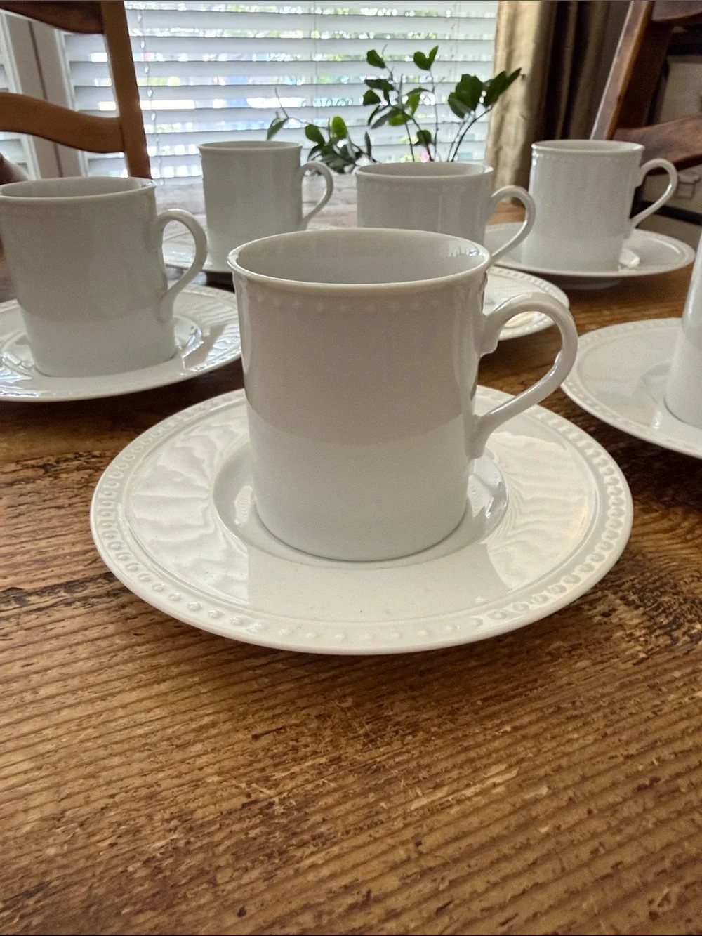 Crate&Barrel | Staccato Cups & Saucers-S6 - Picture 2 of 8